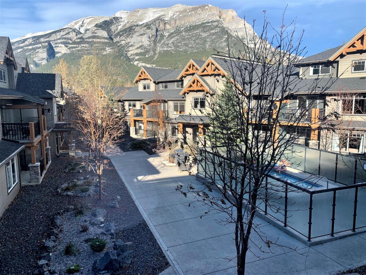 Fenwick Vacation Rentals - Scenic 1 Bedroom Plus Den, Pet Friendly Dead Mans Flats Eksteriør bilde