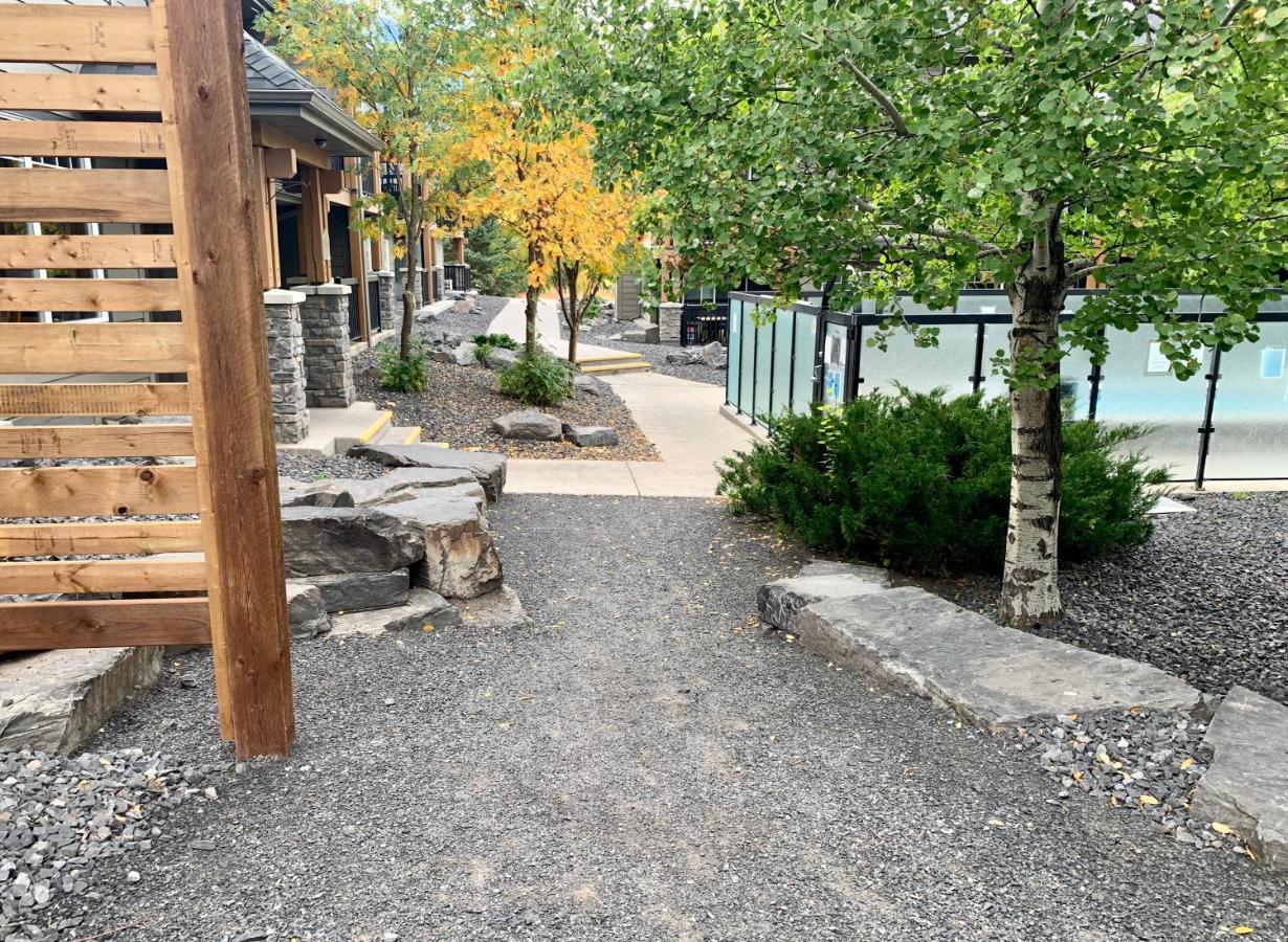 Fenwick Vacation Rentals - Scenic 1 Bedroom Plus Den, Pet Friendly Dead Mans Flats Eksteriør bilde